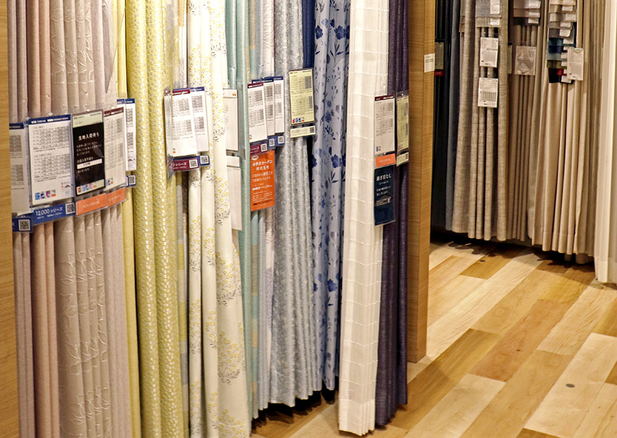 カーテンコーナー